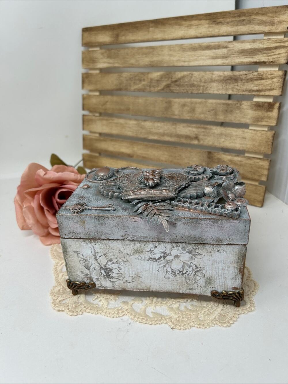Vintage Inspired Floral Decorative Jewelry/ Trinket Box